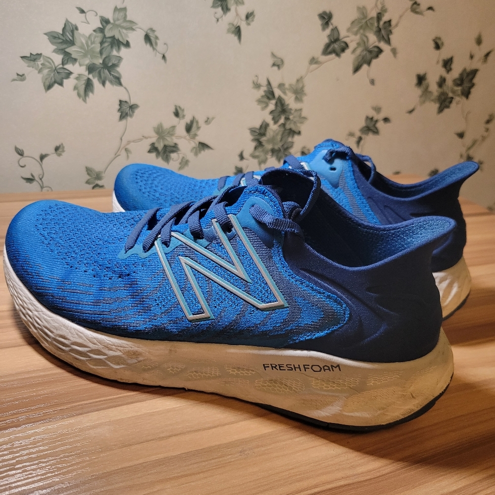 New Balance Fresh Foam 1080v11 Running Shoes Size 9.5